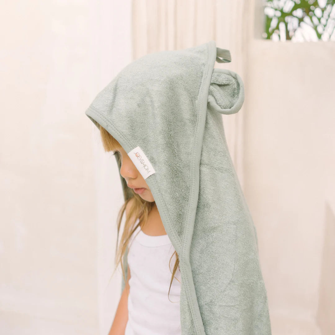 J&M Hooded Towel