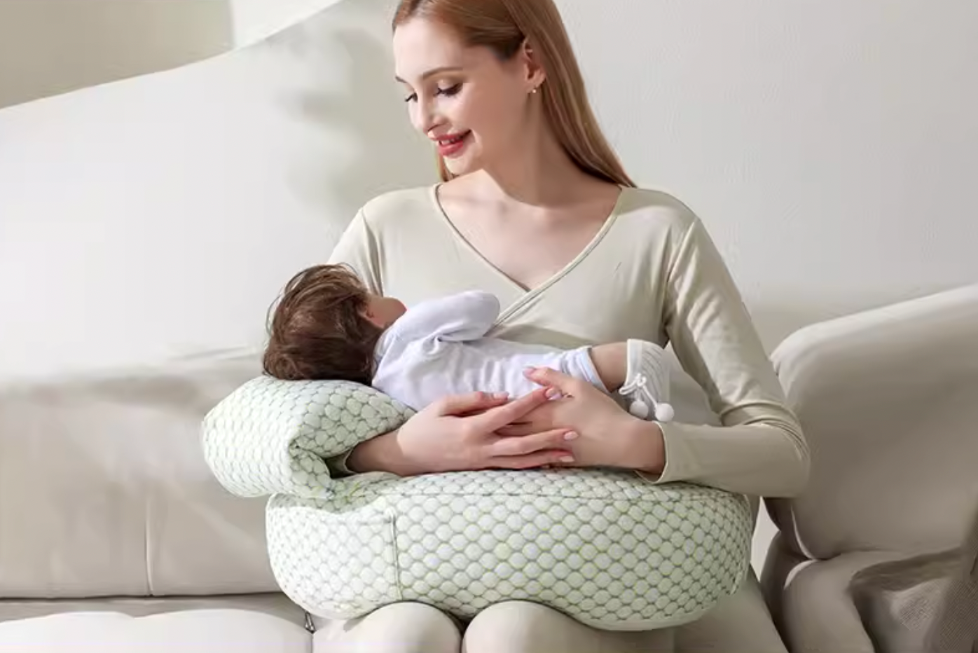 Breastfeeding Pillow with Arm Rest